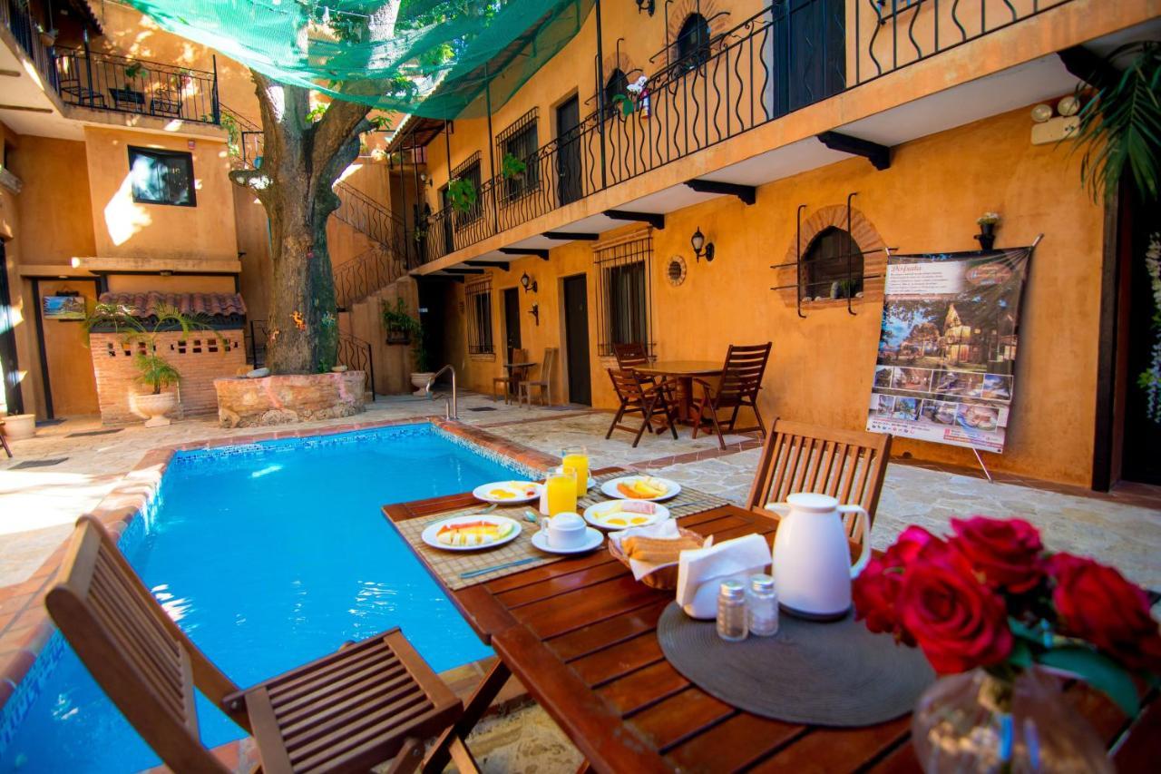 Mansion Colonial Dona Elvina Hotel Santo Domingo Exterior photo