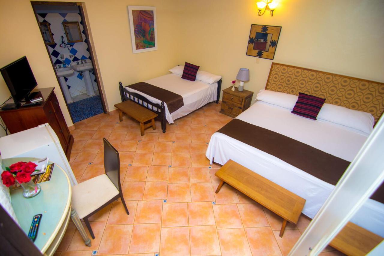 Mansion Colonial Dona Elvina Hotel Santo Domingo Exterior photo