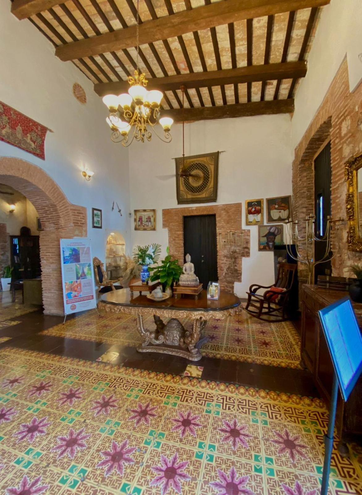 Mansion Colonial Dona Elvina Hotel Santo Domingo Exterior photo
